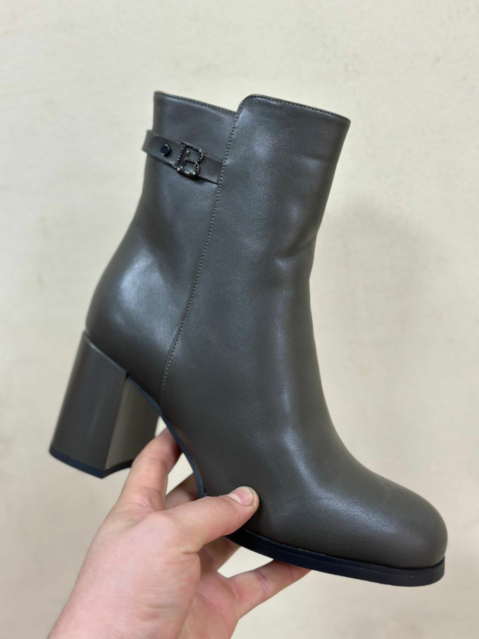 фото зимние женские ботинки оптом от производителя