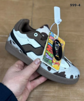 фото весенние женские кроссовки оптом