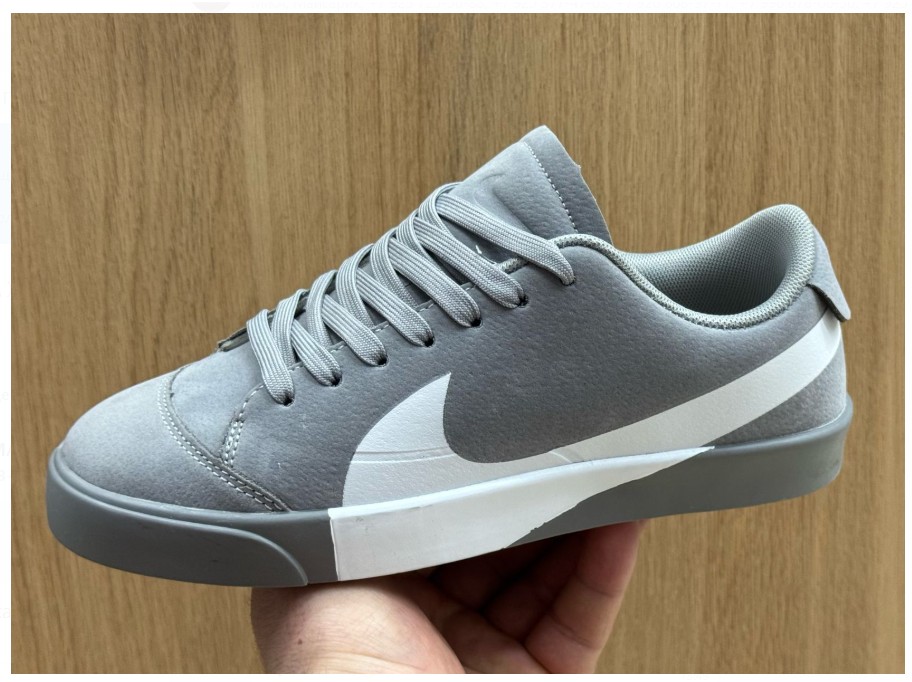 фото летние женские кроссовки оптом