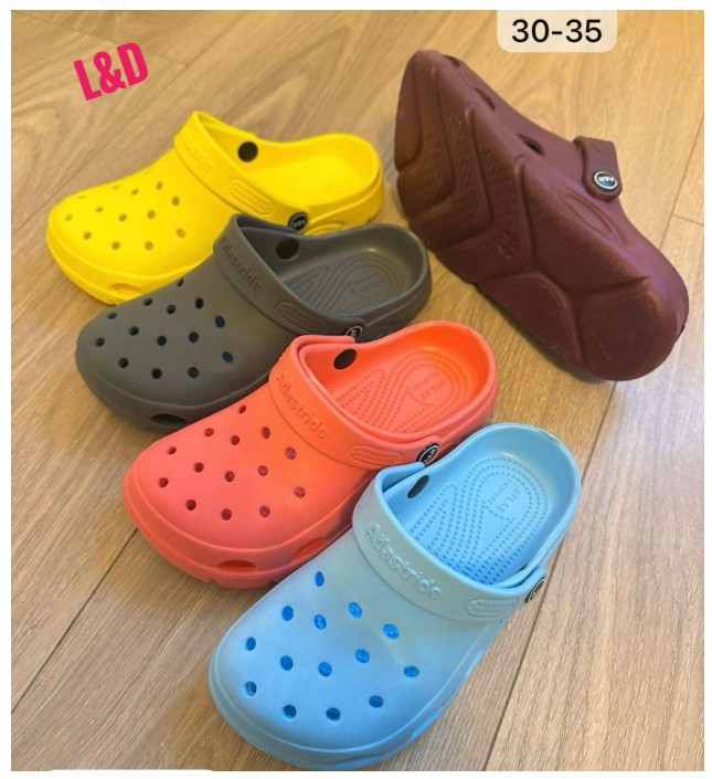 картинка Без выбора цвета летние тапочки для девочек от магазина Одежда+