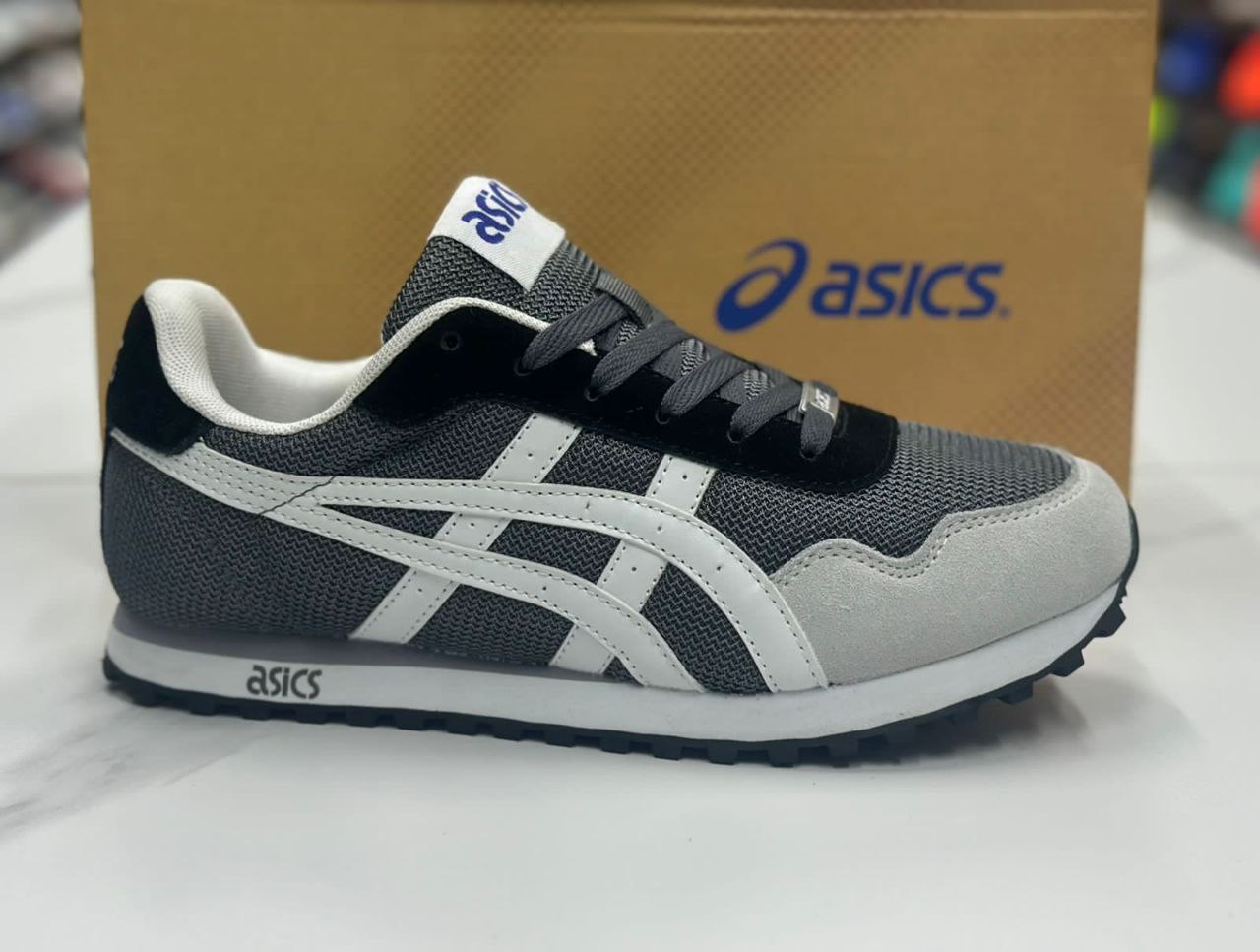 фото весенние мужские кроссовки оптом с доставкой