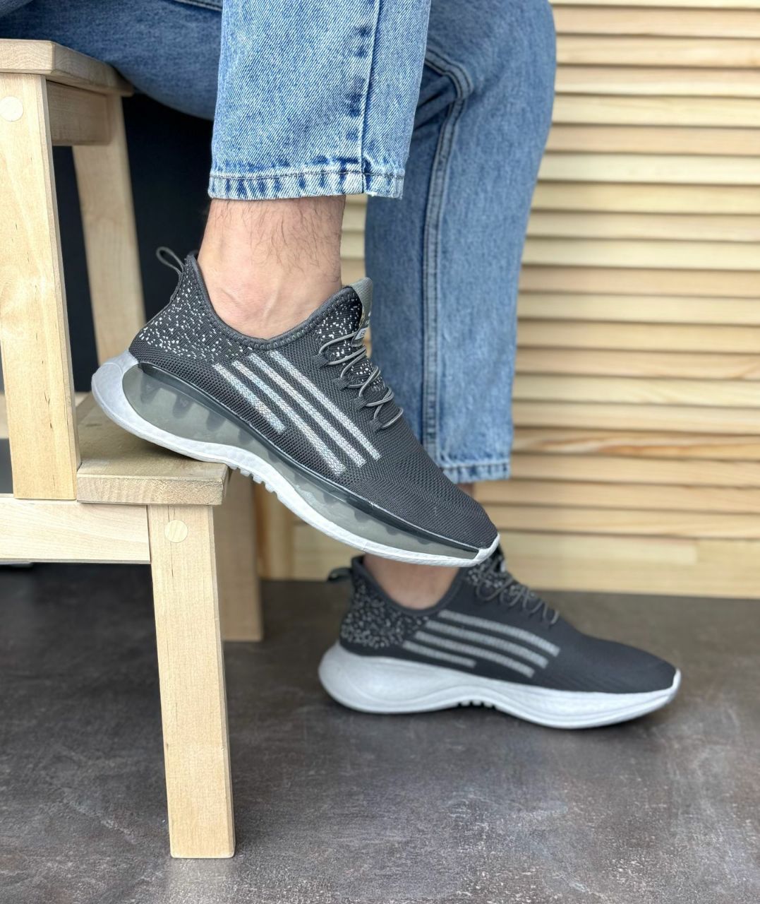 фото весенние мужские кроссовки оптом с доставкой