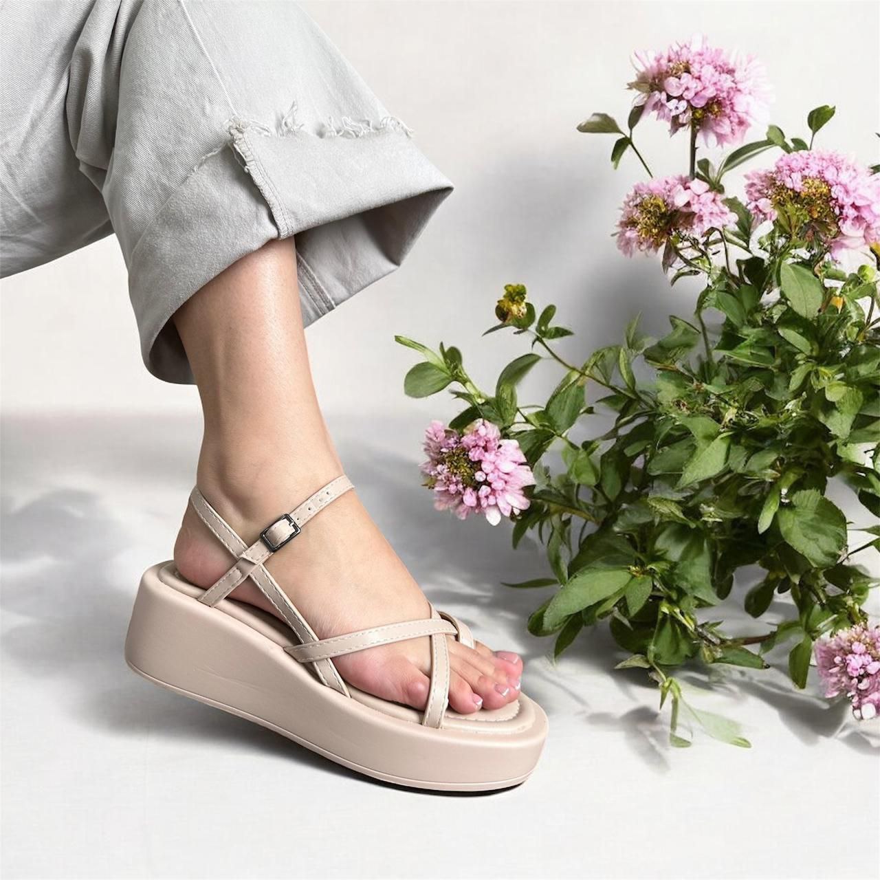 фото весенние женские босоножки оптом