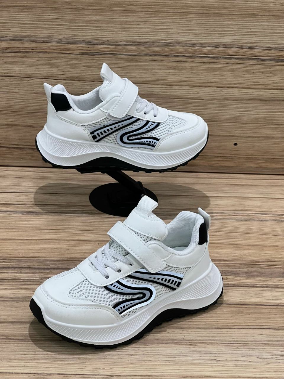 фото весенние кроссовки для мальчиков оптом