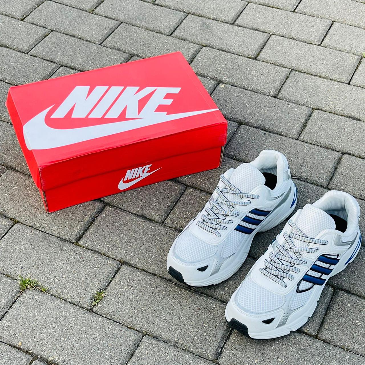 фото Мужские белые кроссовки Nike 637573 оптом с доставкой