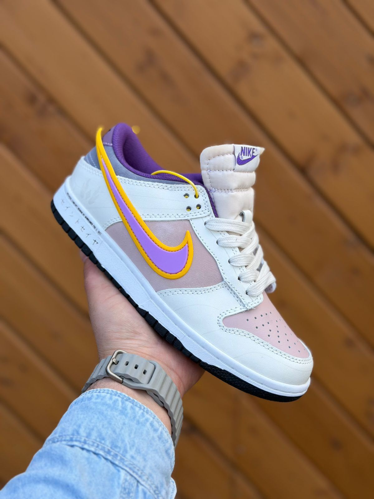фото женские весенние кроссовки nike 676069 оптом