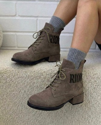 фото весенние женские ботинки оптом