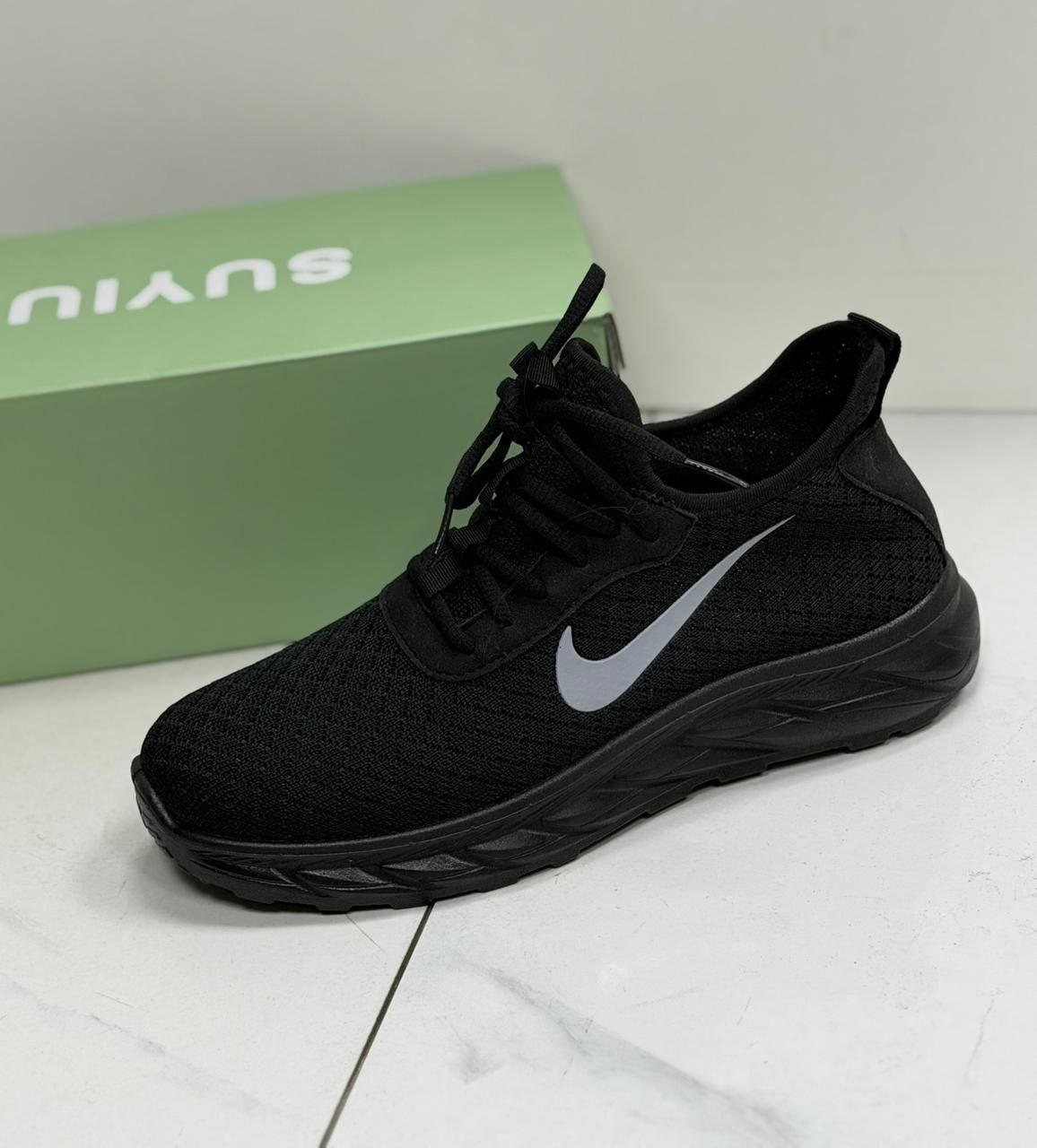 фото весенние мужские кроссовки оптом с доставкой