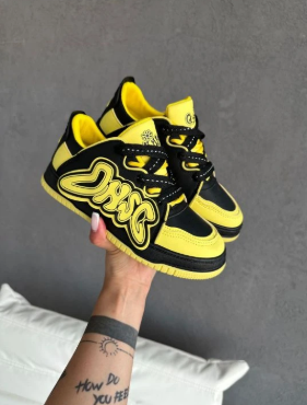 фото весенние женские кроссовки оптом