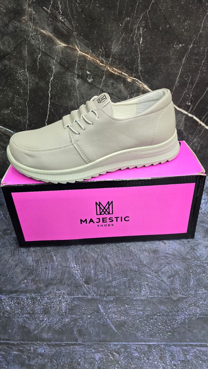 фото весенние женские кроссовки оптом