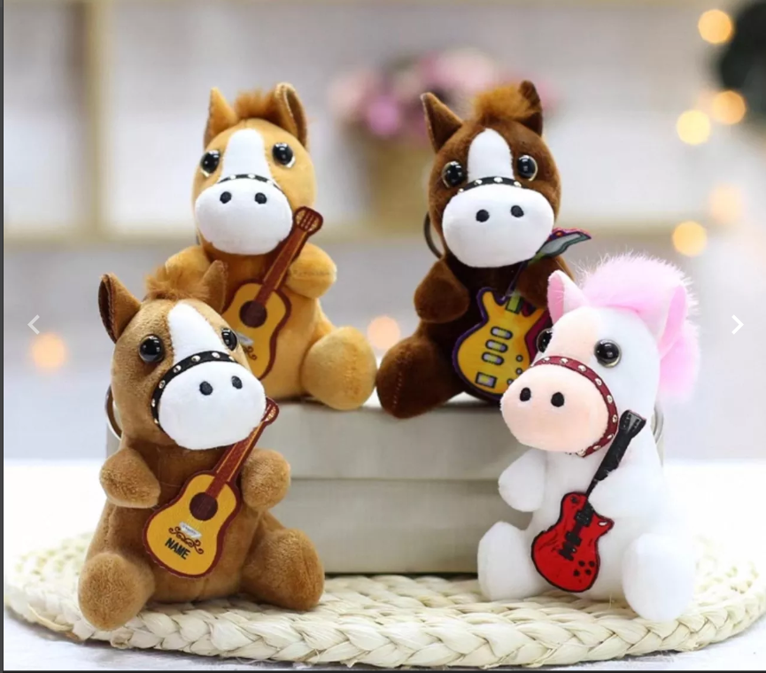 картинка Брелок лошадь символ года 2026 от магазина Одежда+