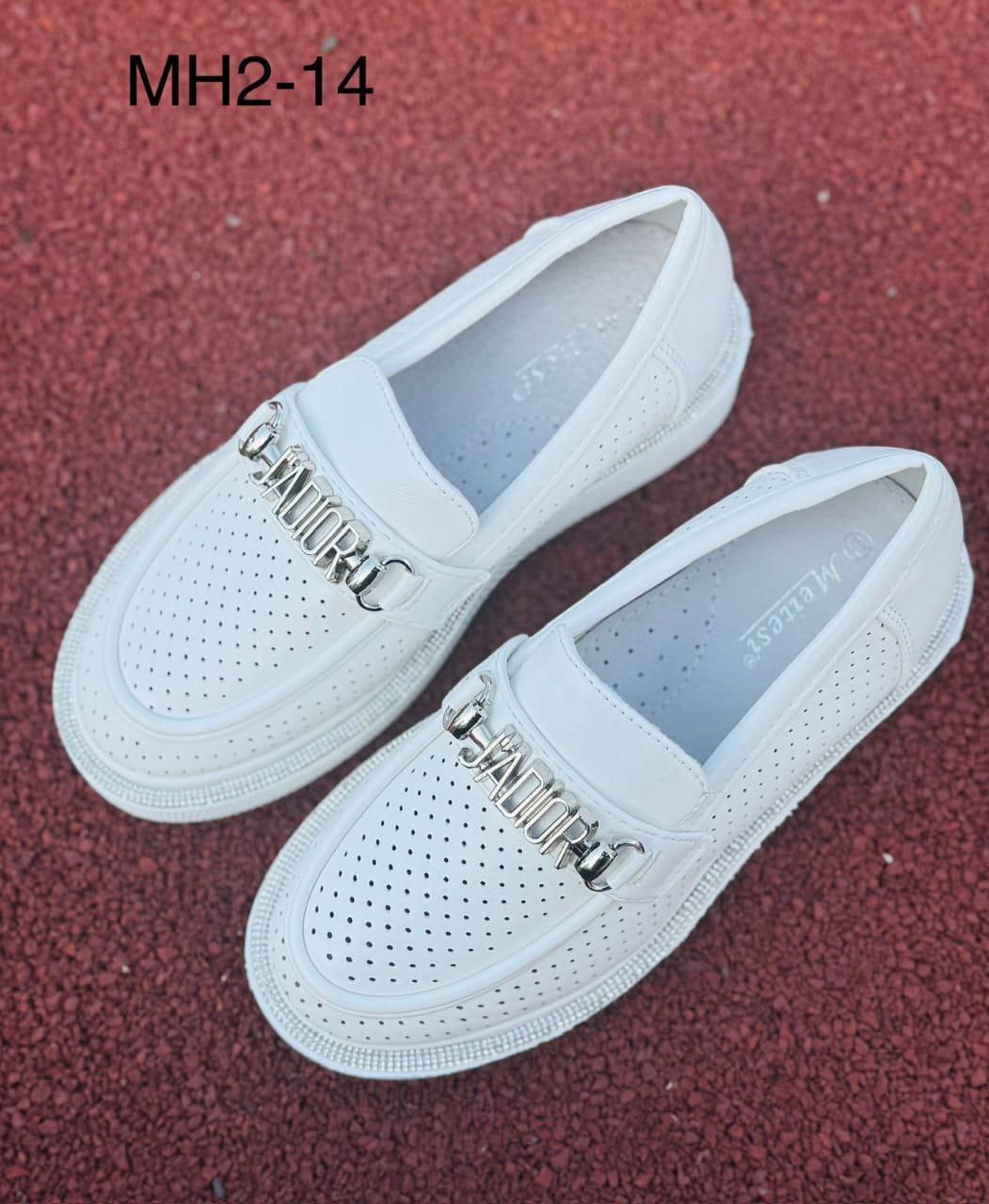 фото весенние туфли для девочек оптом