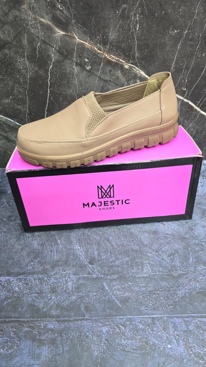 фото весенние женские кроссовки оптом