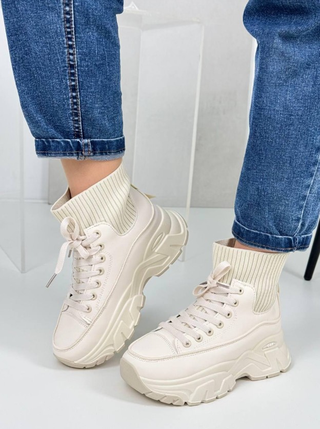 фото осенние женские кроссовки опт в России