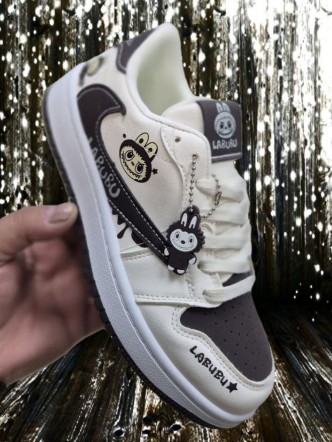 фото весенние женские кроссовки оптом