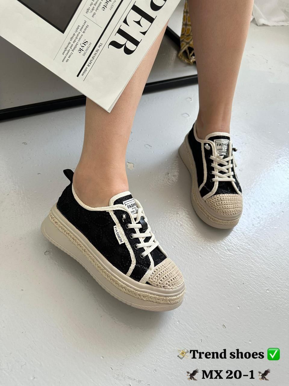 фото весенние женские кроссовки оптом