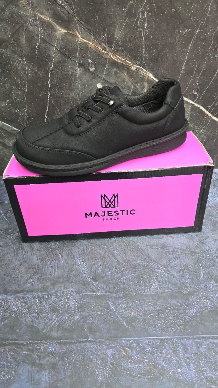 фото весенние женские кроссовки оптом