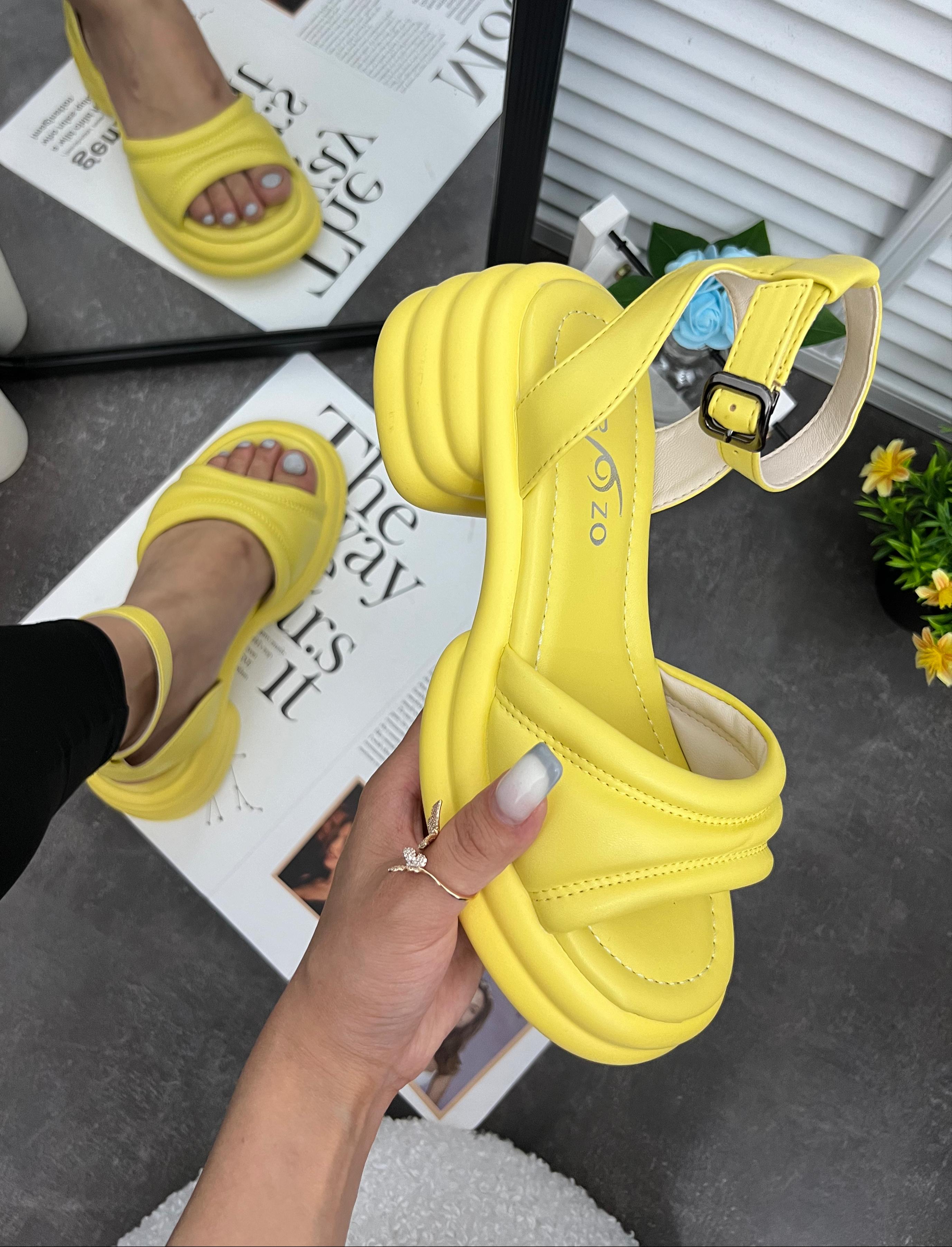 фото летние женские босоножки оптом