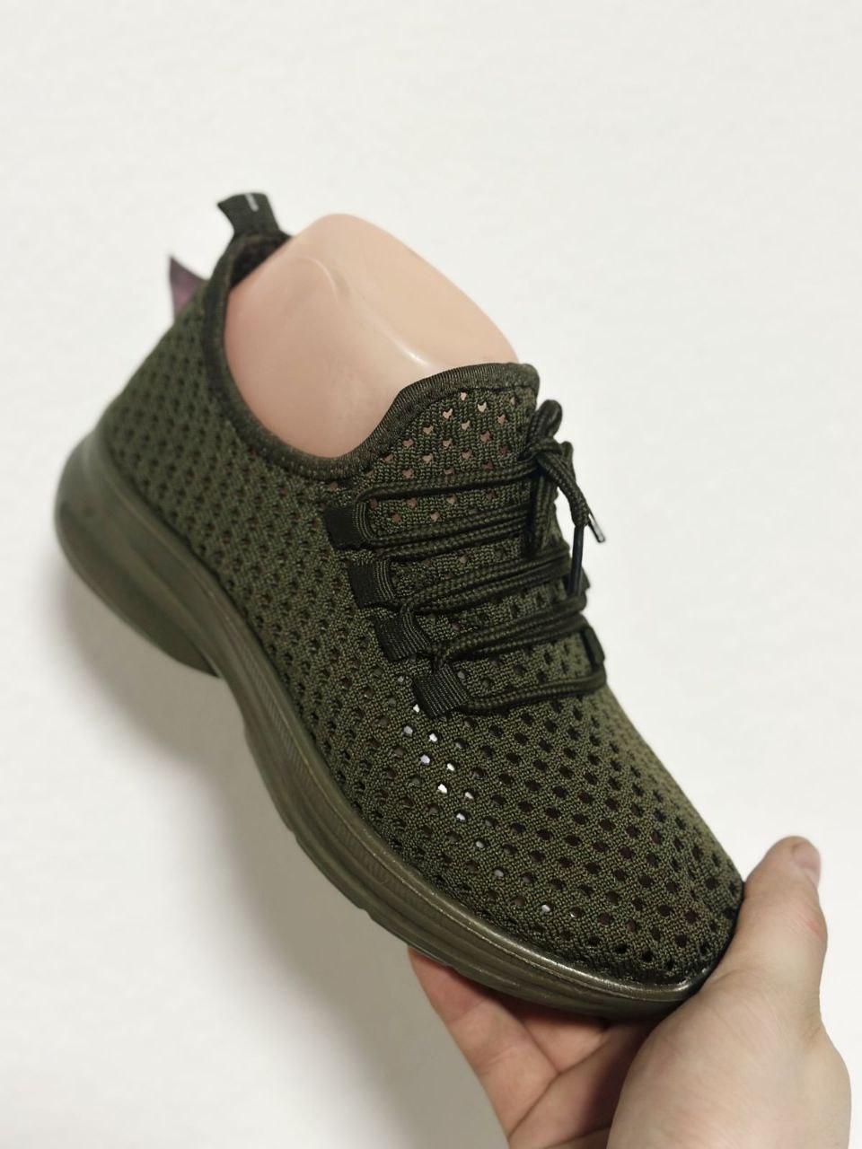 фото весенние женские кроссовки оптом