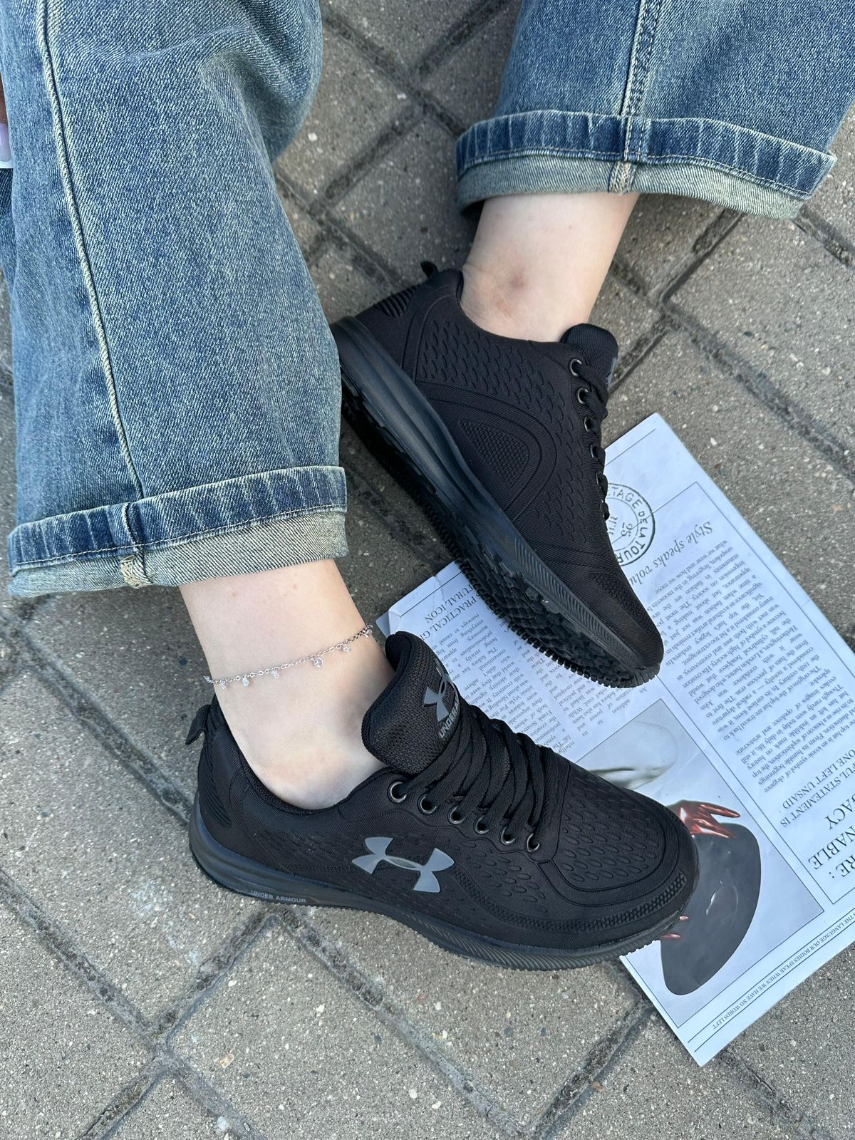 фото весенние женские кроссовки оптом