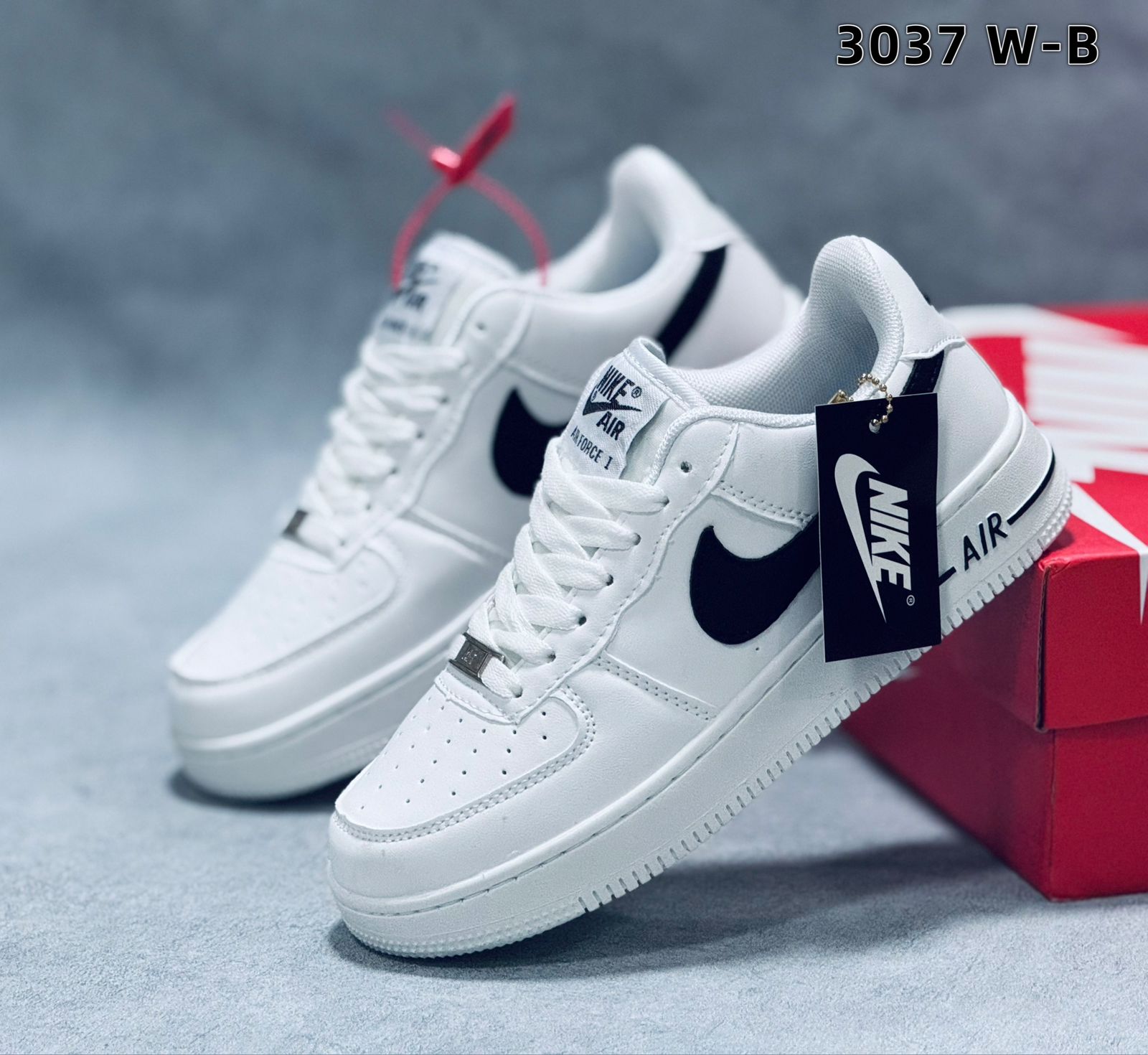 фото Мужские белые кроссовки Nike Air Force 1 693591 оптом с доставкой