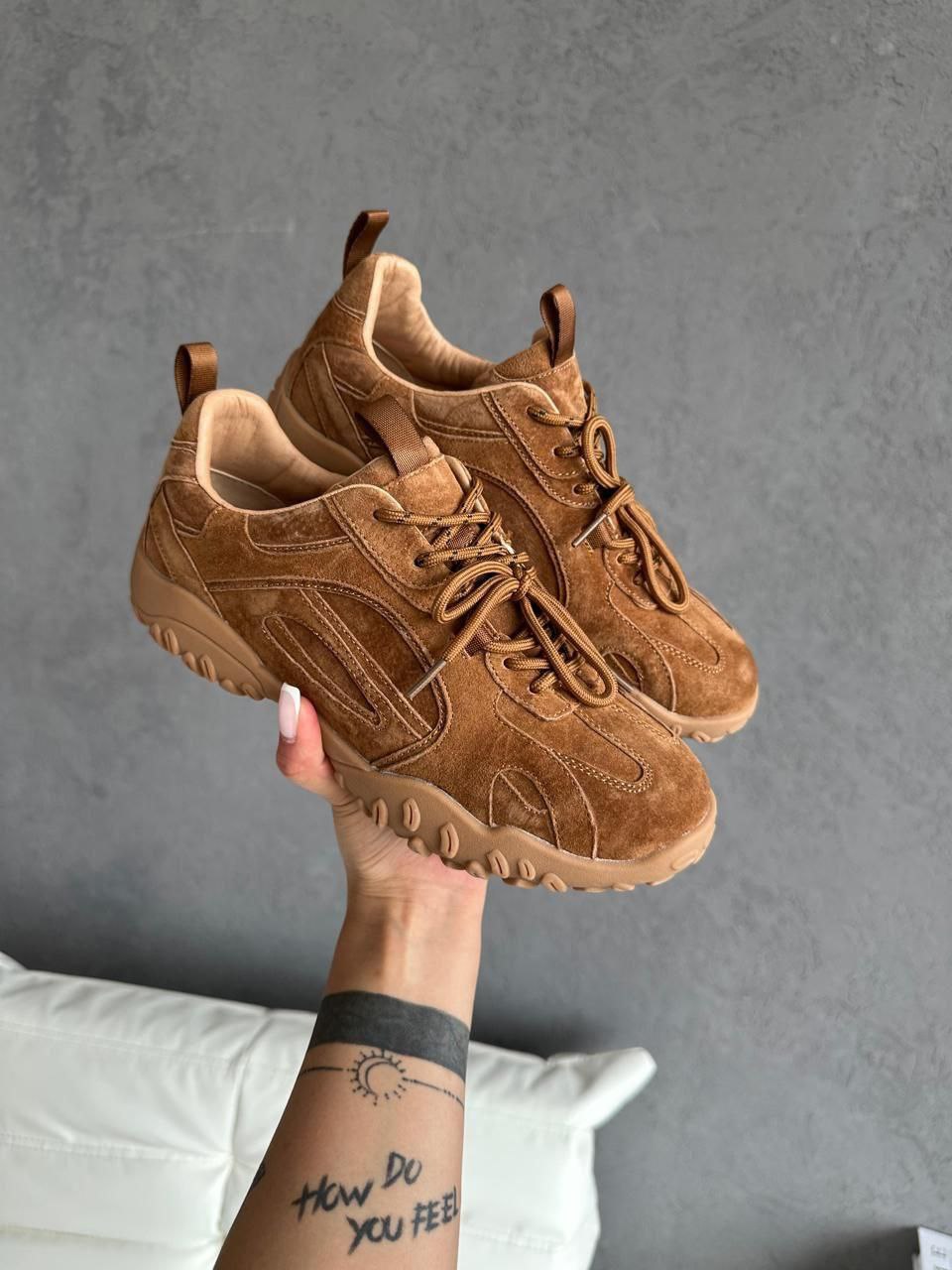 фото весенние женские кроссовки оптом