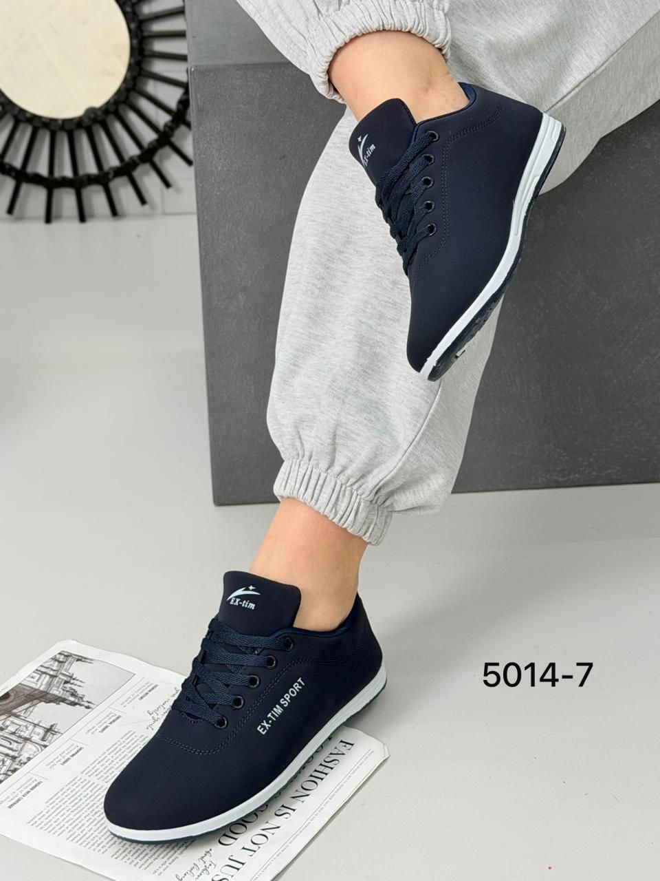 фото весенние женские кроссовки оптом