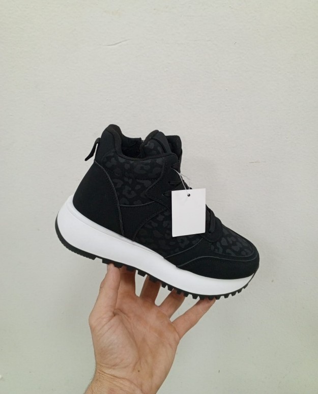 фото зимние женские кроссовки оптом с доставкой