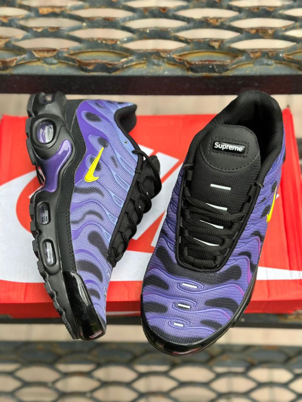 фото женские кроссовки nike 142925 оптом