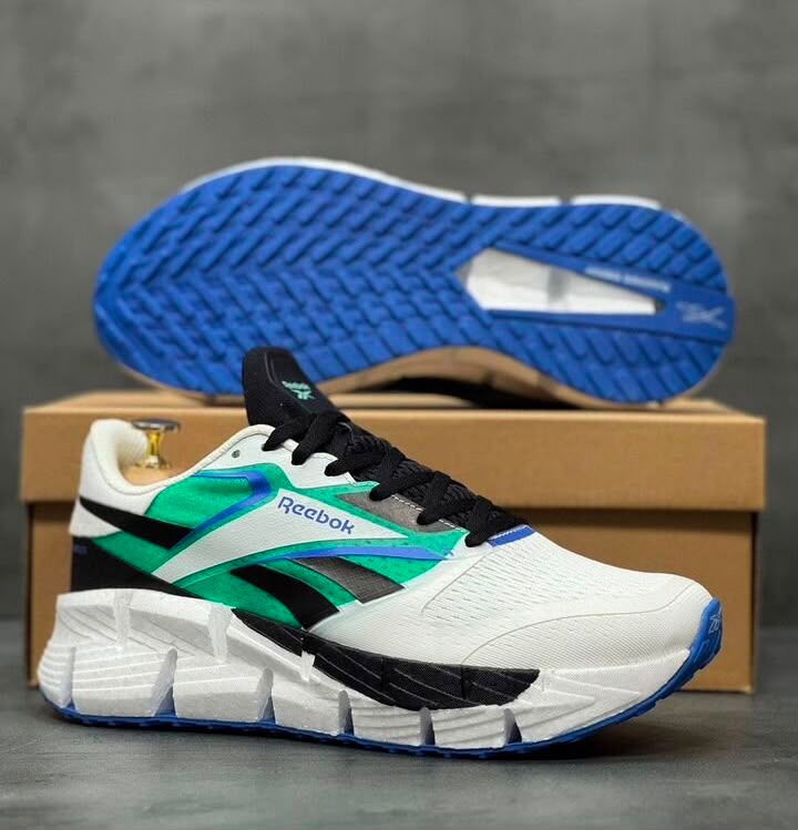 фото мужские кроссовки reebok 383925 оптом