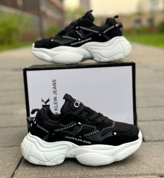 фото весенние женские кроссовки оптом