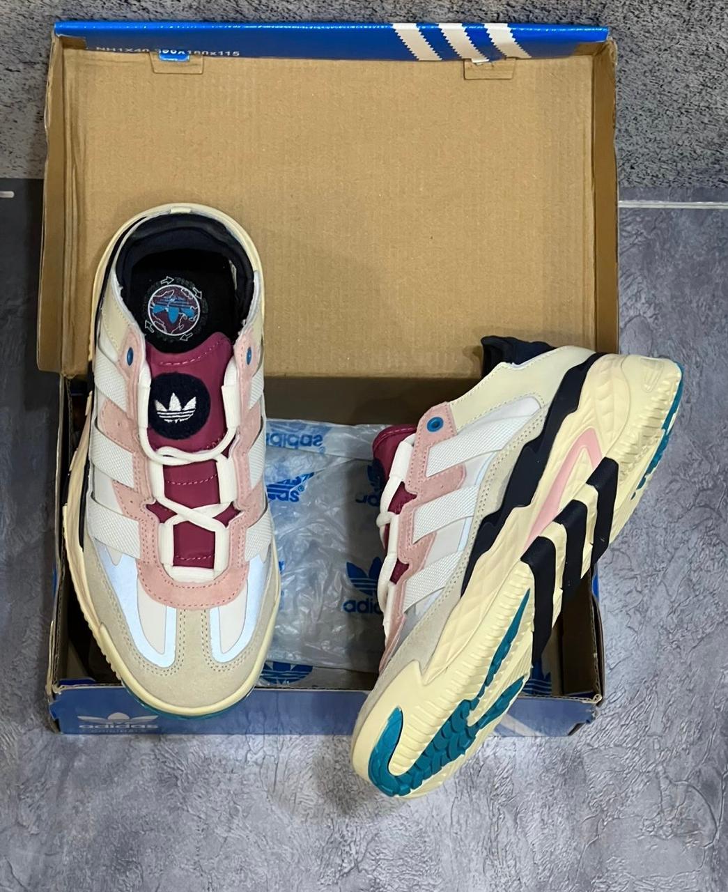 фото Женские кроссовки Adidas 120311 оптом на лето для мужчин