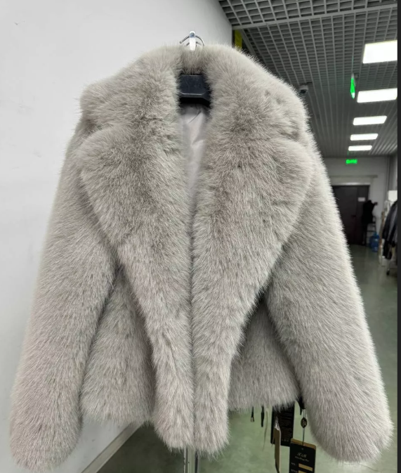 картинка Шуба от магазина Одежда+