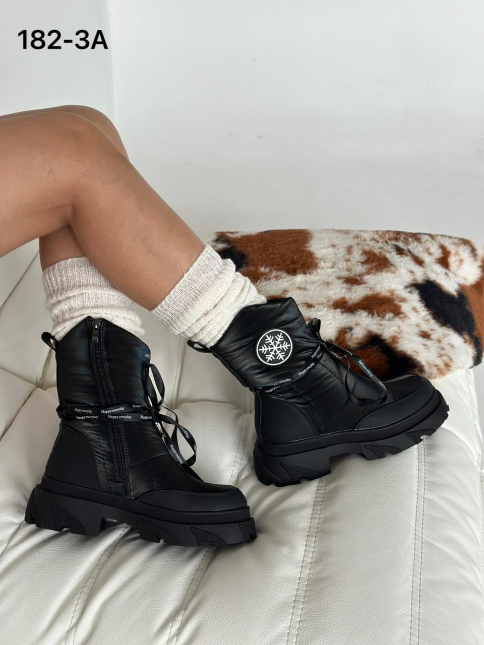 фото зимние женские дутики оптом