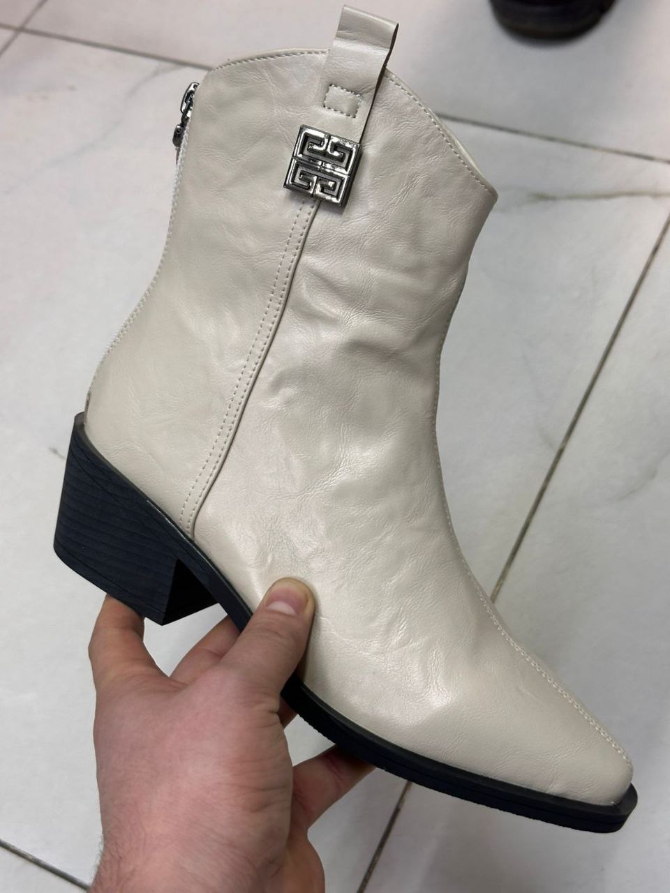 фото весенние женские ботинки оптом