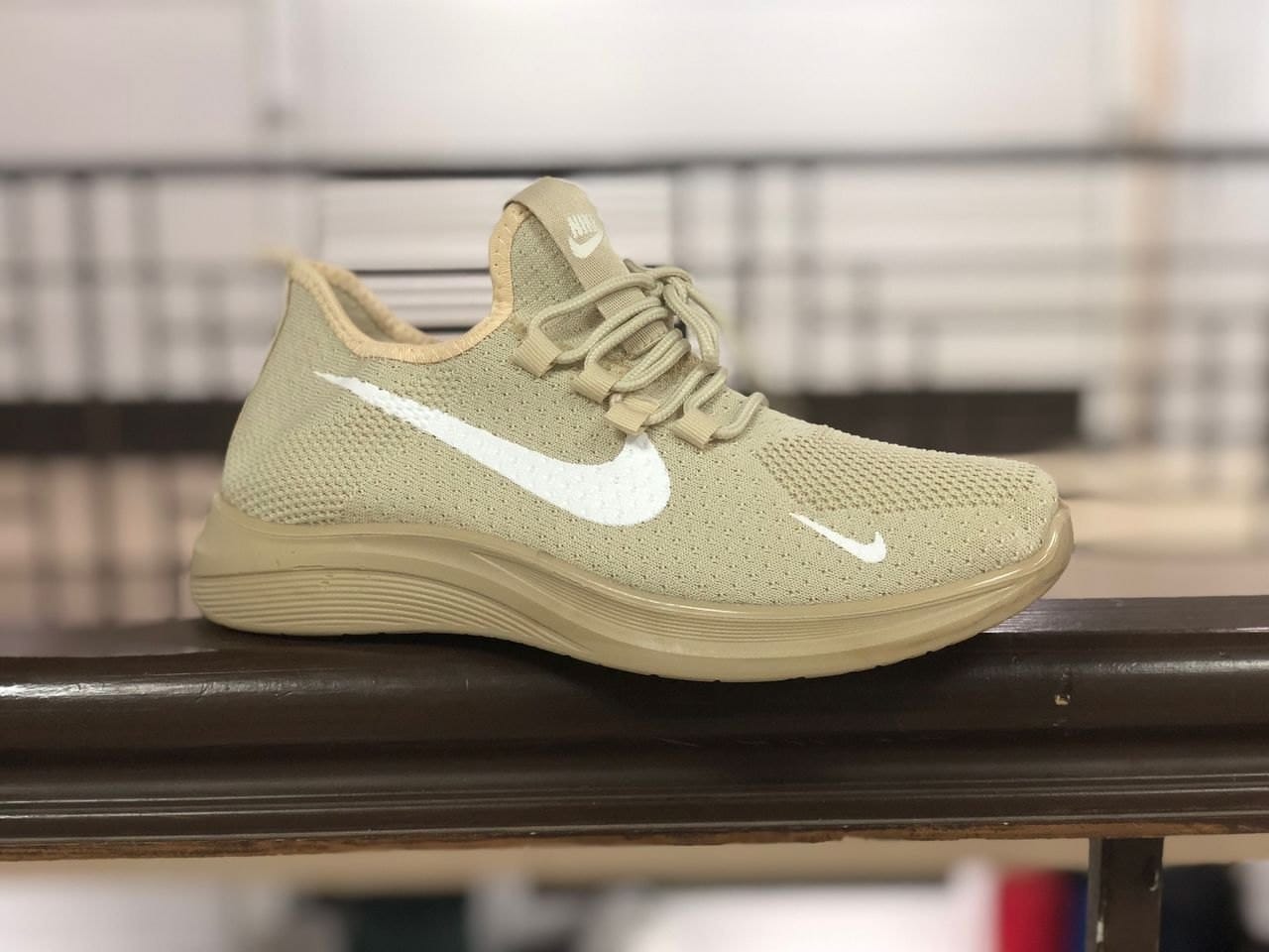 фото весенние мужские кроссовки оптом с доставкой