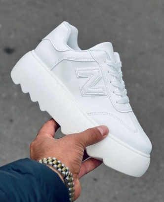 фото весенние женские кроссовки оптом