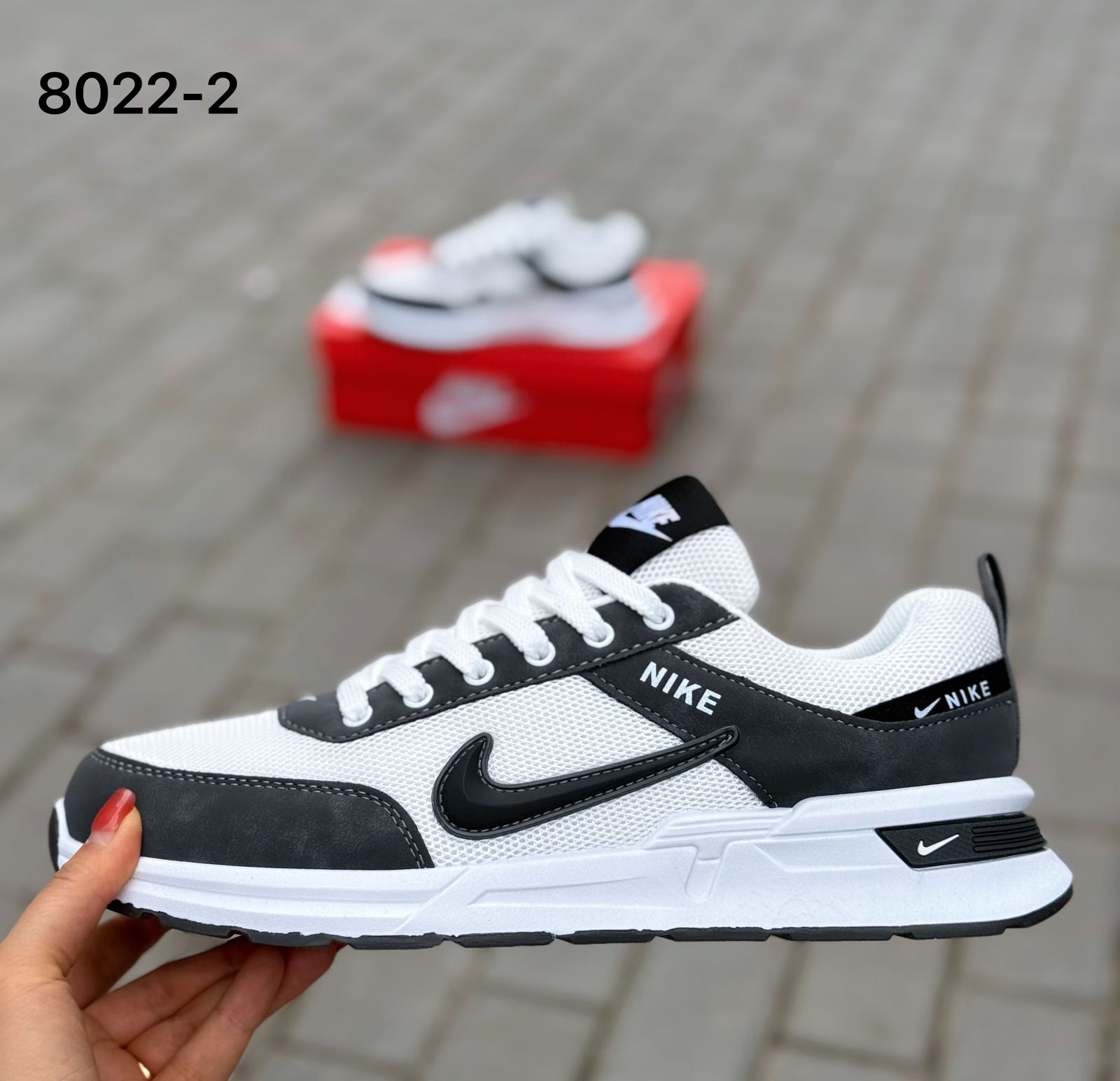 фото мужские черно-белые кроссовки nike 161029 оптом
