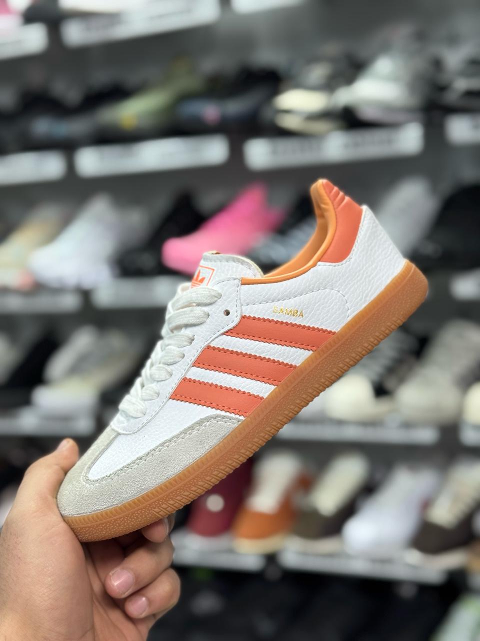 фото весенние женские кроссовки оптом