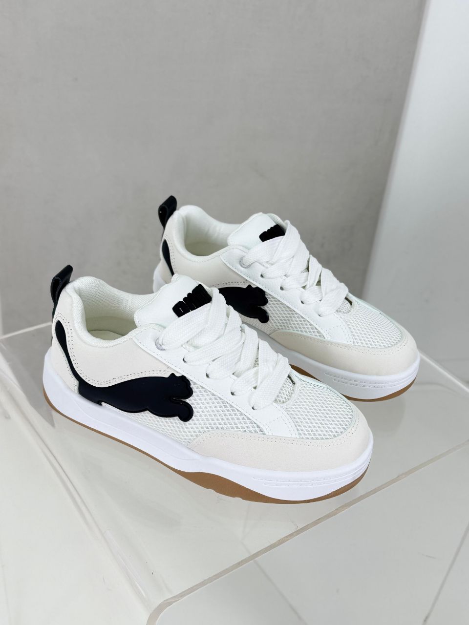 фото весенние женские кроссовки оптом