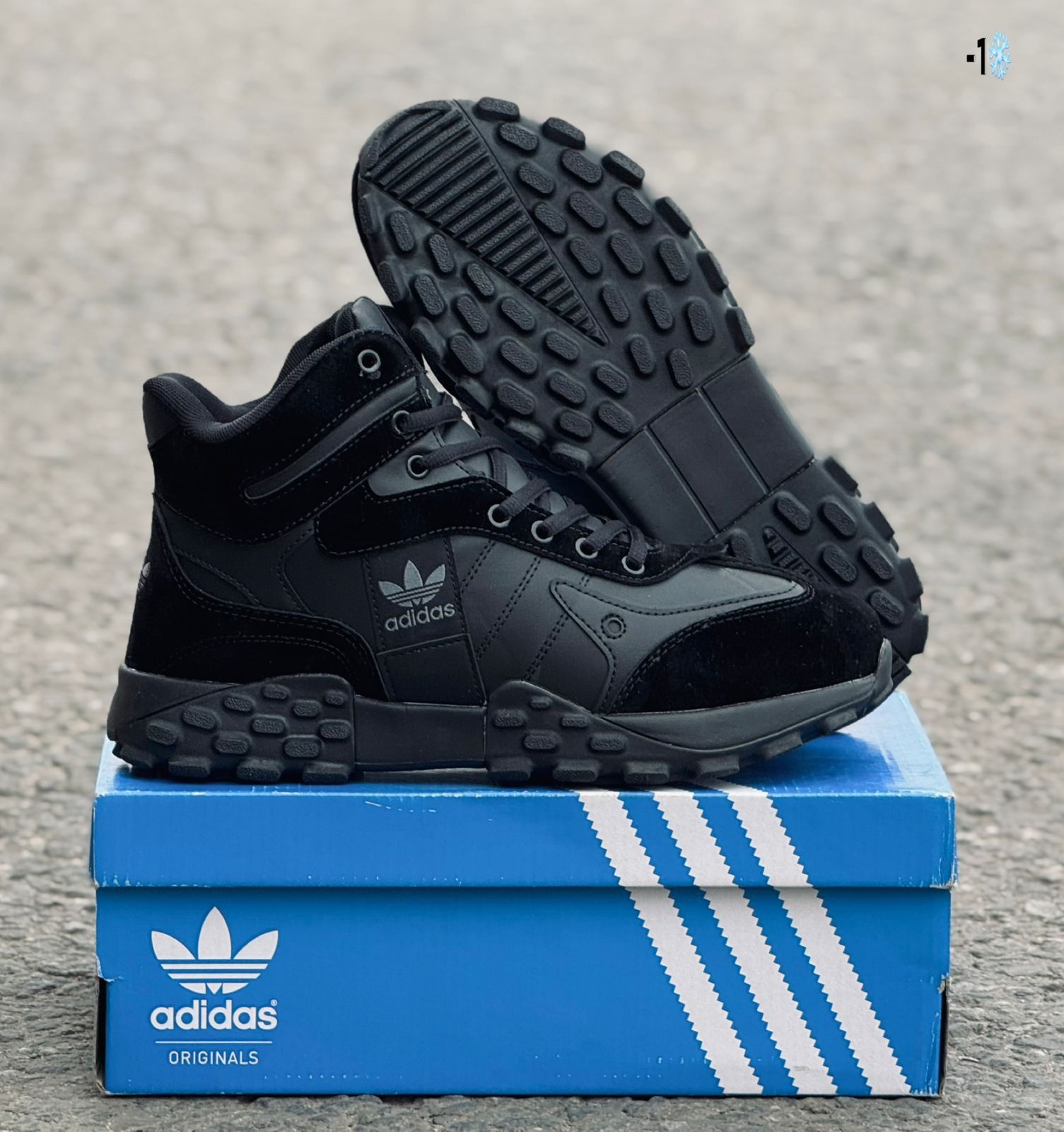 фото nike air мужские зимние кроссовки размер: 41,42,43,43,44,44,45,46  зимние женские кроссовки оптом с доставкой
