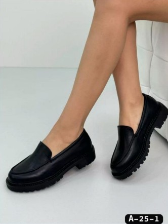 фото весенние женские лоферы оптом