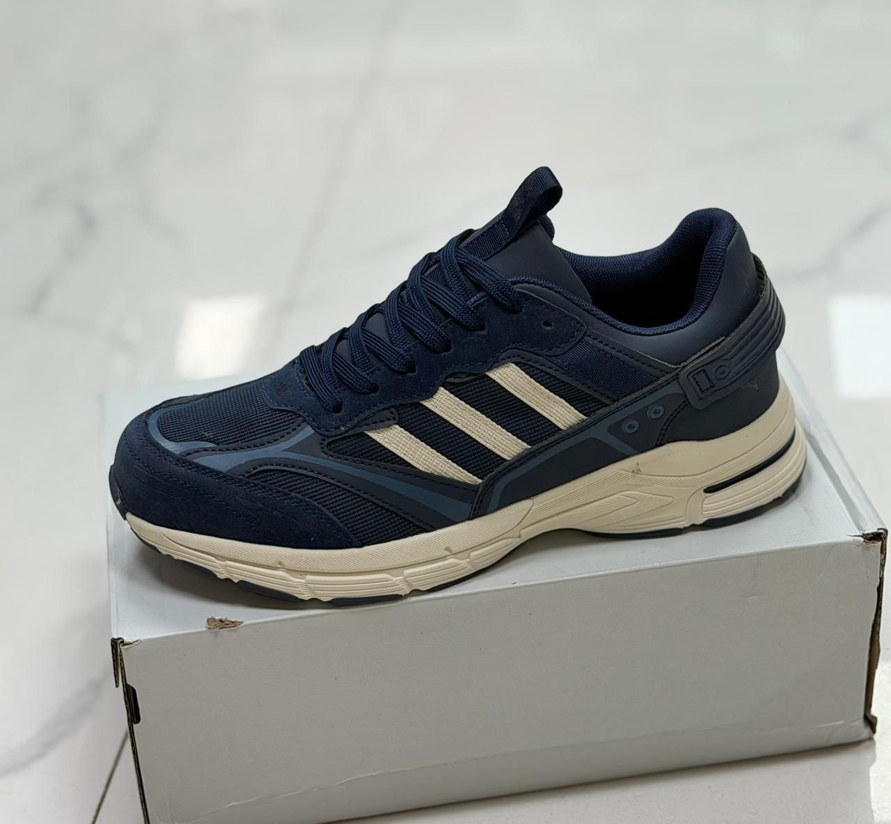 фото весенние мужские кроссовки оптом с доставкой