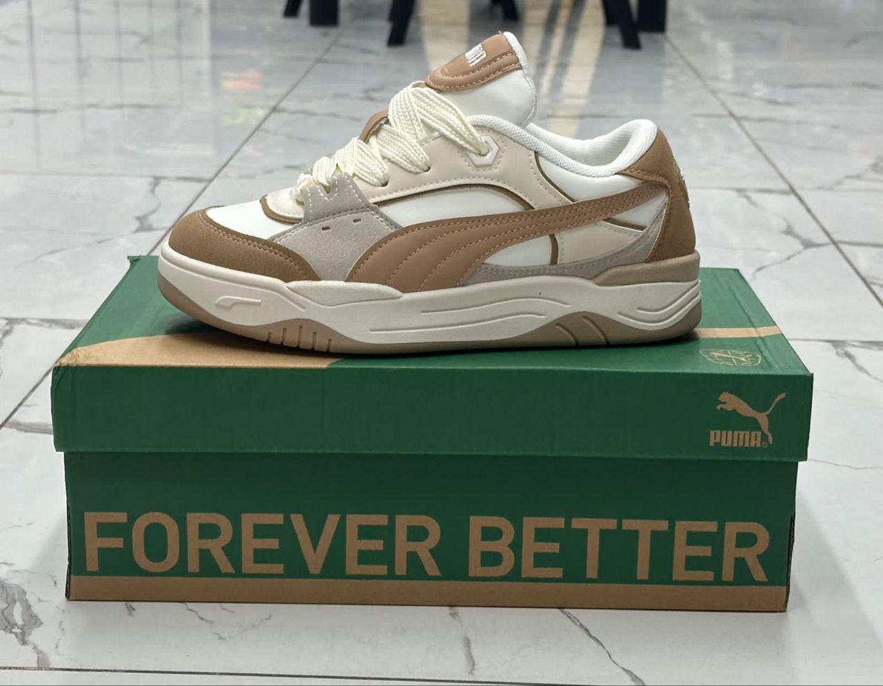 фото весенние женские кроссовки оптом