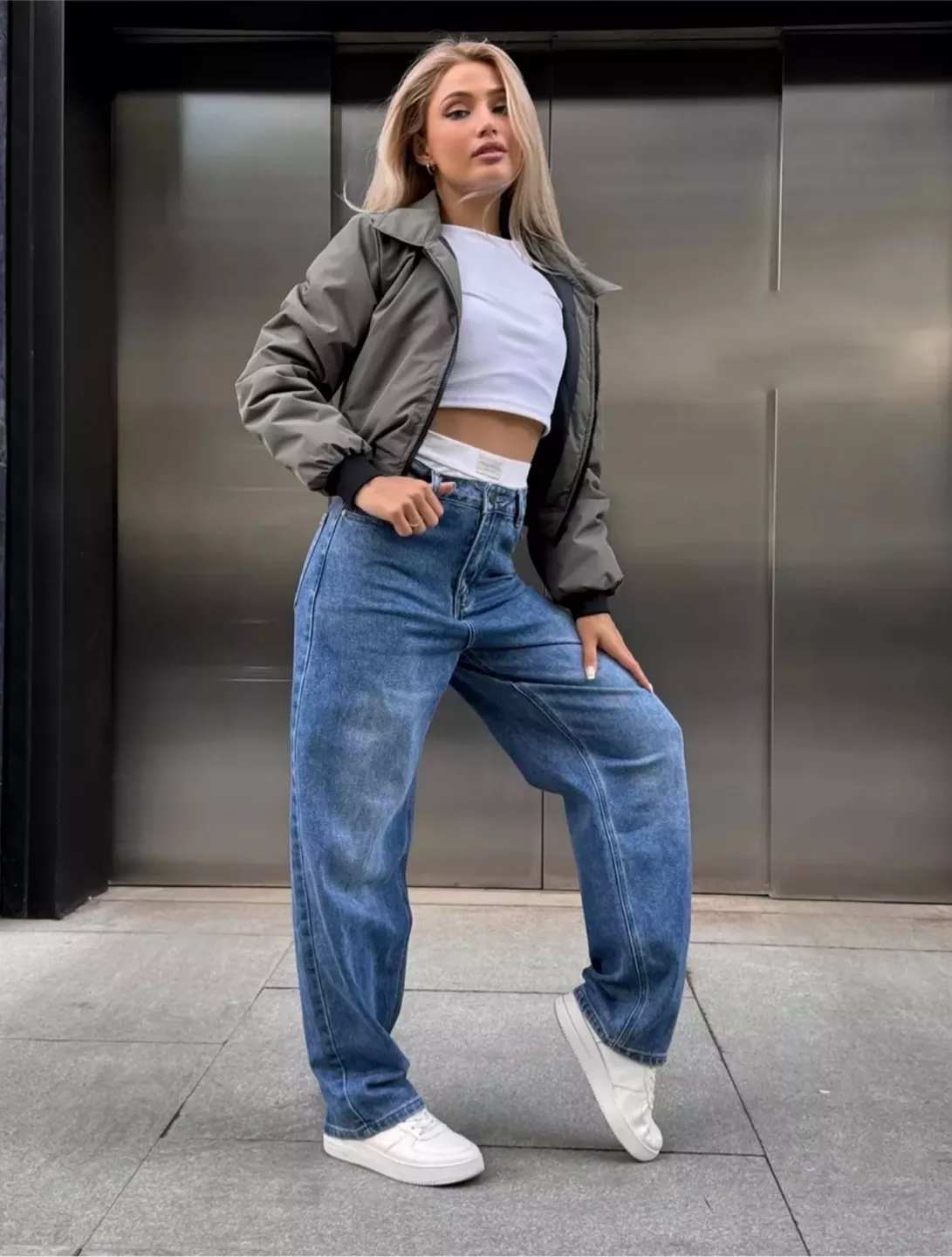 картинка Джинсы от магазина Одежда+