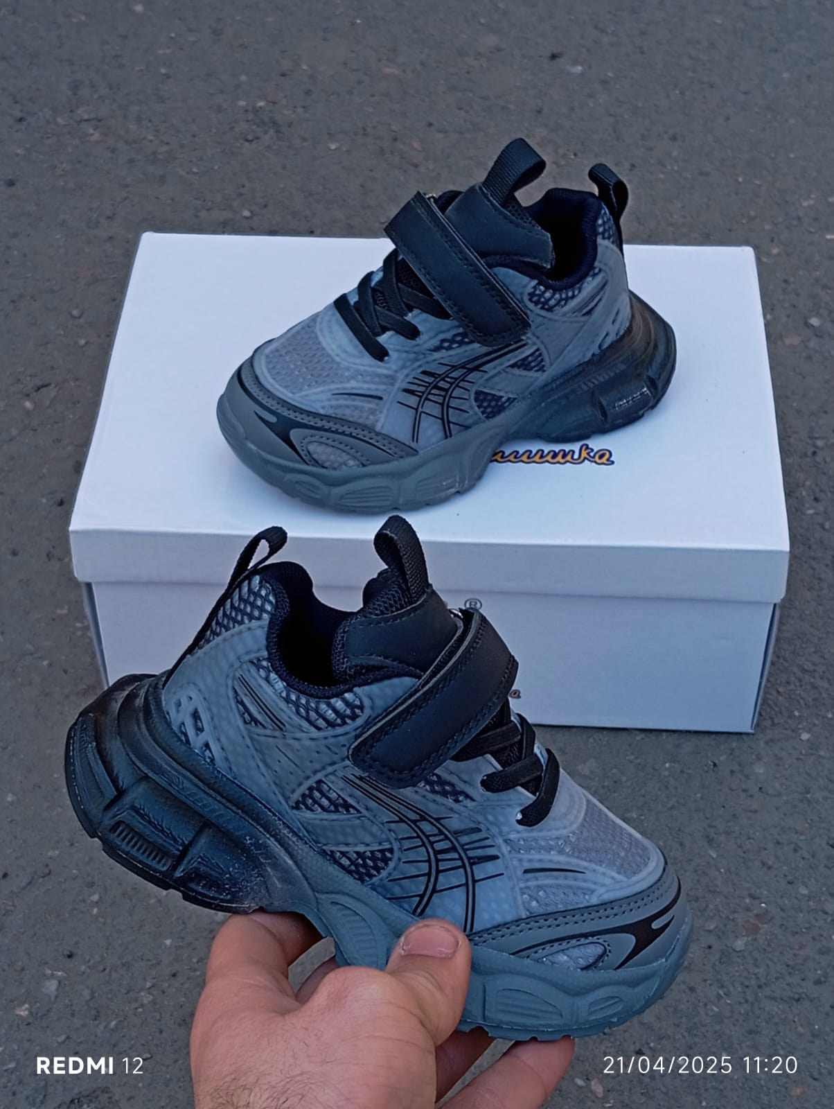 фото весенние кроссовки для мальчиков оптом