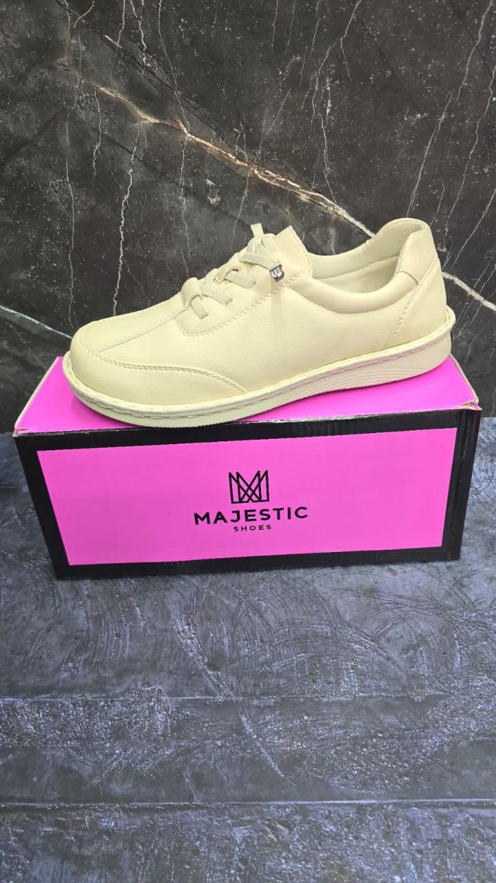 фото весенние женские кроссовки оптом