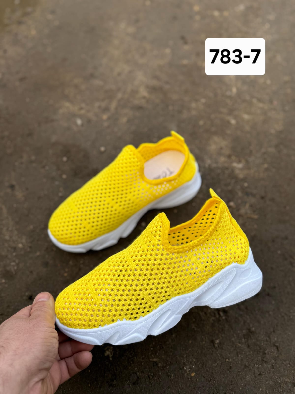 фото летние женские кроссовки оптом