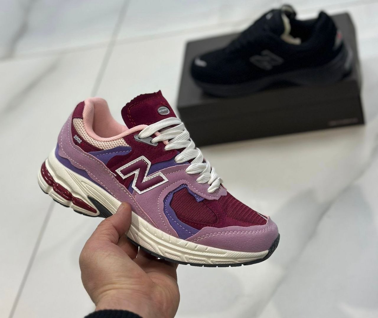 фото весенние женские кроссовки оптом